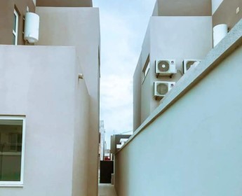 A venda Vivenda T3 duplex nova no Condomínio Boa Vida