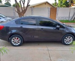 A venda Kia rio