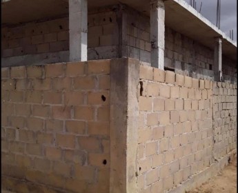A venda Casa inacabada a venda no kikuxi