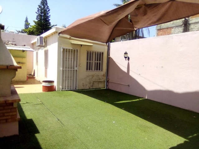 Venda Arrenda-Se Vivenda T3+1 - Ingombota