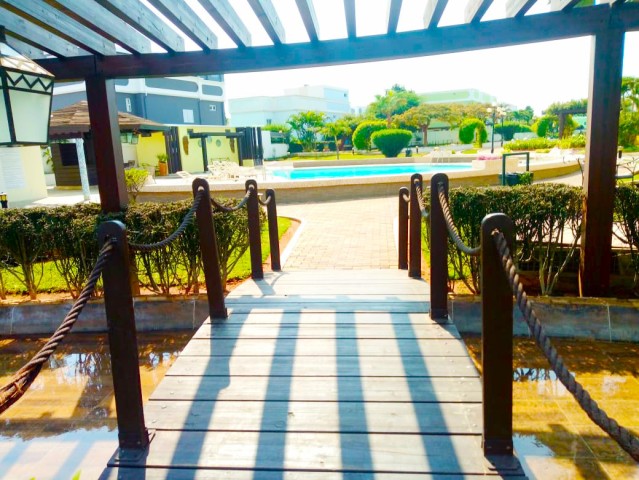 Venda Vende-se Moradia T4 Duplex - Cond. Quedas de Kalandula