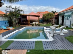 Anúncio À VENDA: Luxuosa Vivenda com piscina, R/C 1 andar, no Condomínio Cajue...
