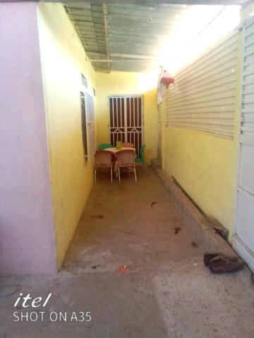Venda Vende-se está residência