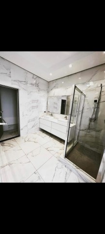 Venda Vivenda Duplex T4+1 com Piscina na Urbanização Boa Vida