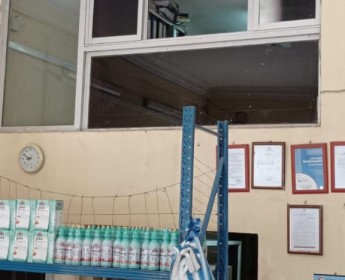 A venda Loja Grande na cidade de Luanda, São Paulo Rua direita da Rádio Eclesi...
