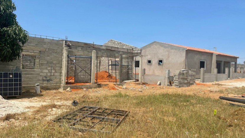 Venda VIVENDAS A VENDA EM CONDOMINIO PRIVADO Renda Resuluvel