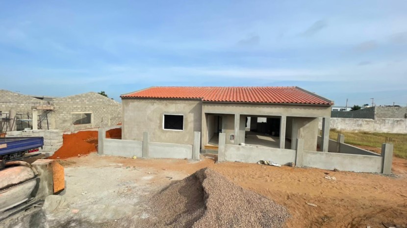 Venda VIVENDAS A VENDA EM CONDOMINIO PRIVADO Renda Resuluvel