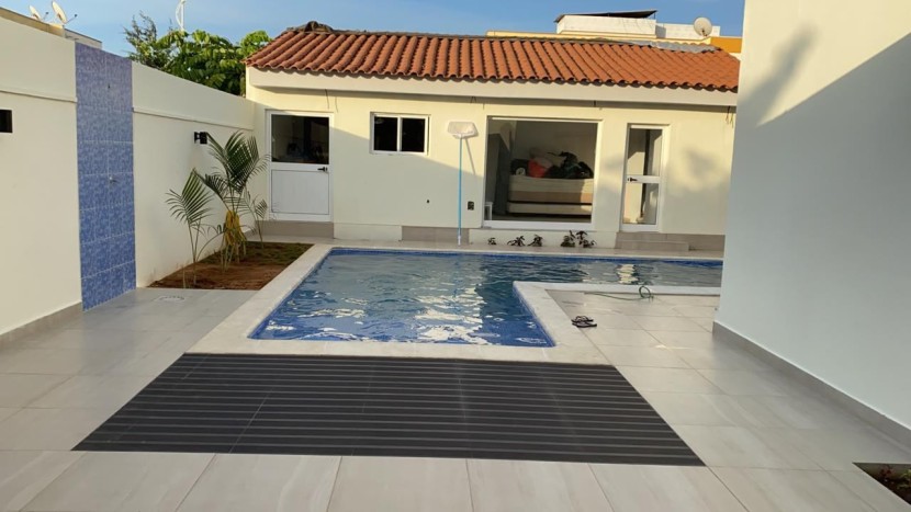 Venda Vivenda V5 + Anexo e Piscina.. Condominio Austim
