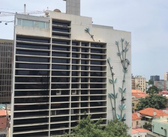 A venda Apartamento T1 Maianga de fronte ao BFA