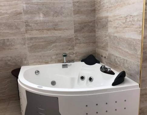 Venda Vendo Vivenda V3+1 com Piscina em Talatona, condomínio Palmeiras