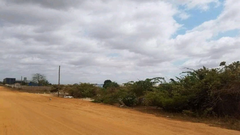 Venda TERRENO PROPÍCIO PARA O SECTOR INDUSTRIAL
