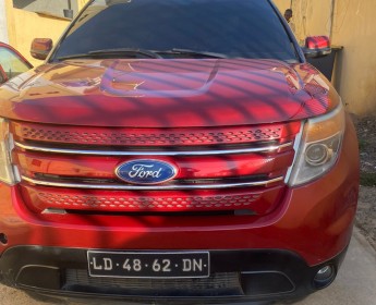A venda Ford Explorer selado svld