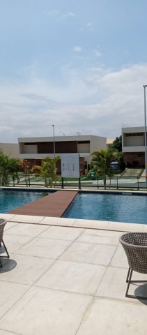 Venda V5, 5 suítes no Condomínio Malunga