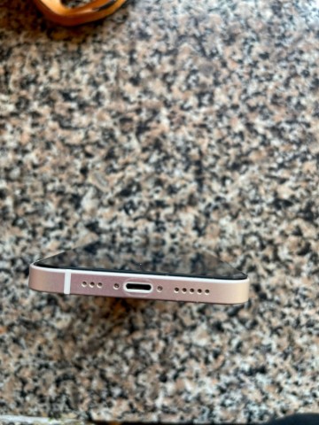 Venda IPhone 12 normal