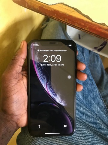 Venda IPhone XR 64GB