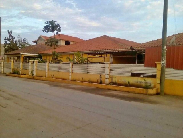Venda Vendo está vivenda T4+1