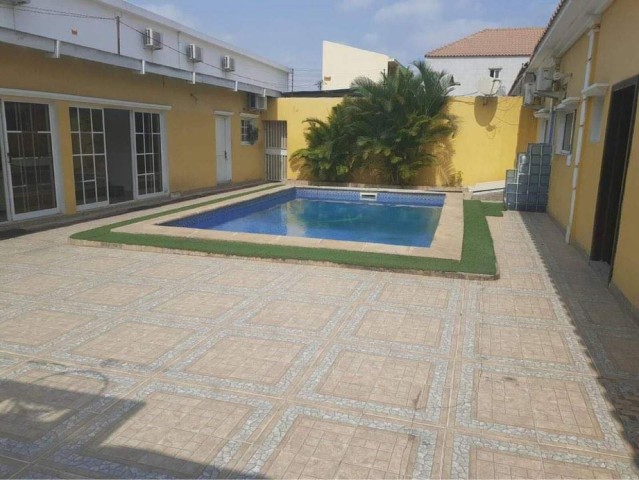 Venda Vendo está vivenda T4+1