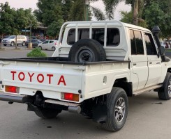 A venda LAND CRUISER Hz manual