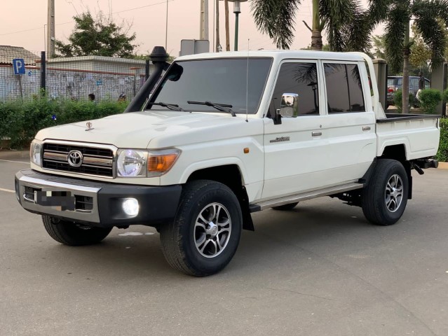 Venda LAND CRUISER Hz manual