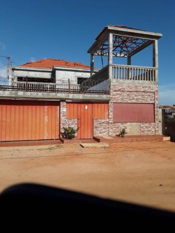 Venda Vivenda à venda.