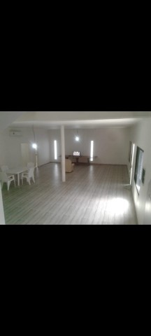 Venda Vivenda V6 com piscina no Patriota, junto ao condomínio Vila Vitória