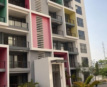 A venda Apartamento top T4, TALATONA
