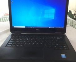 A venda COMPUTADOR PORTÁTIL DELL ECRÃ TÁCTIL ( DIGITAL)
