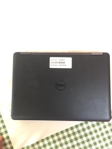 Venda COMPUTADOR PORTÁTIL DELL ECRÃ TÁCTIL ( DIGITAL)