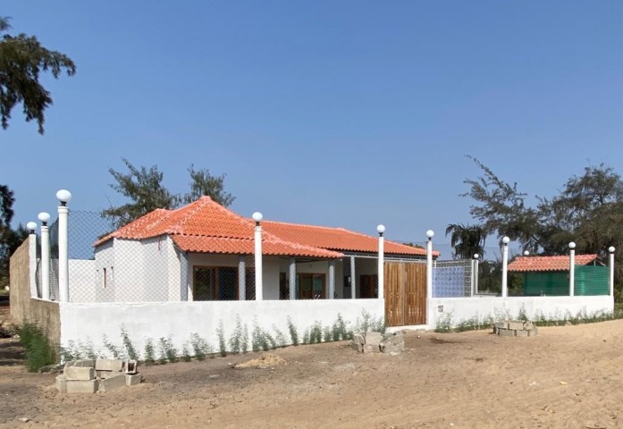 Venda Moradia V3 +1 com piscina, ilha do mussulo