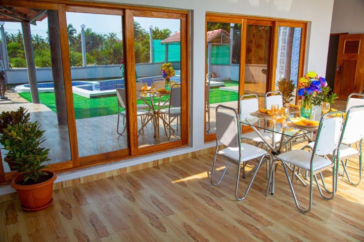 Venda Moradia V3 +1 com piscina, ilha do mussulo