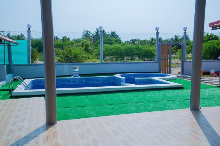 Venda Moradia V3 +1 com piscina, ilha do mussulo