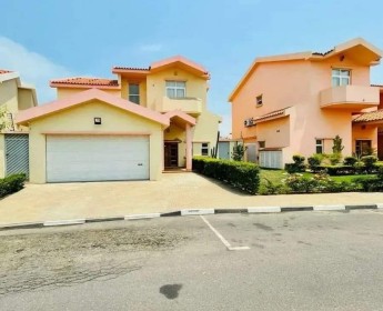 A venda VIVENDA DE ALTO PADRÃO, NO CONDOMÍNIO OCEAN VILLE, EM TALATONA.