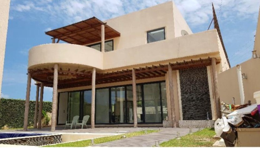 Venda VIVENDA T13 COM TERRENO EXTRA