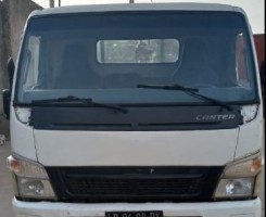 A venda Mitsubishi Canter