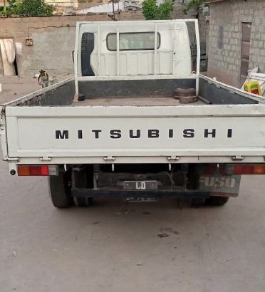Venda Mitsubishi Canter