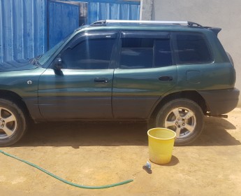 A venda Toyota Rav 4