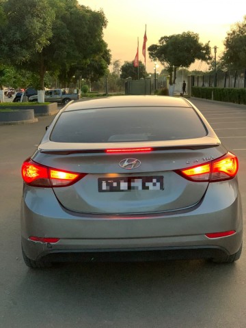 Venda Hyundai Elantra viamna