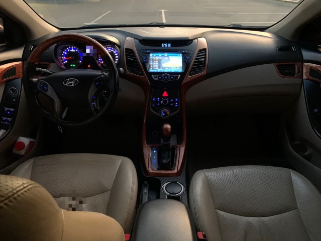 Venda Hyundai Elantra viamna