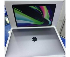 A venda MacBook Pro 14" M1 Pro 2021 16GB RAM 512GB SSD novo selado
