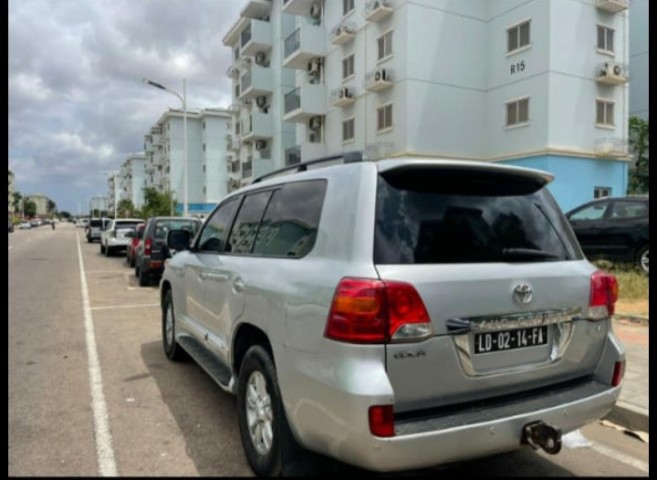 Venda Toyota Land Cruiser Gxr v8