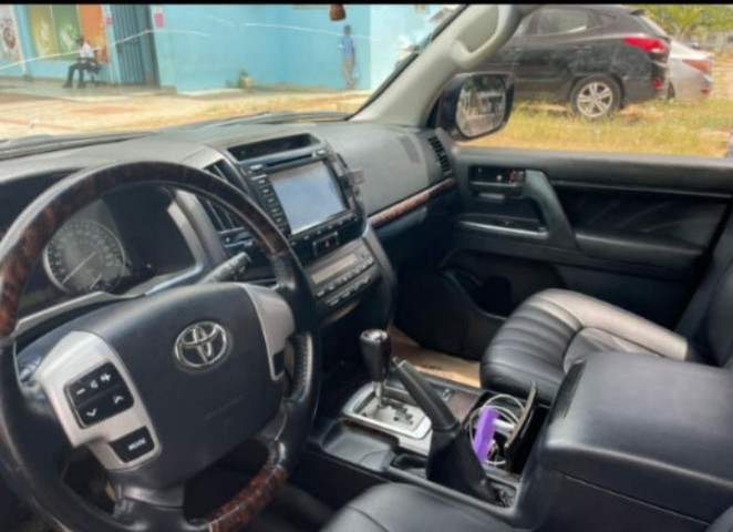 Venda Toyota Land Cruiser Gxr v8