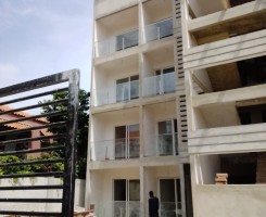A venda Vendo 8 Apartamentos novos do tipo T3 & T2 no Camama rua asfaltada exc...