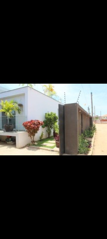 Venda Vivenda Duplex do tipo V4 com terraço no Benfica Rua do BFA
