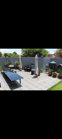 Venda Vivenda Duplex do tipo V4 com terraço no Benfica Rua do BFA