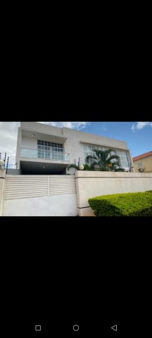 Venda Vivenda V4+anexo V3 Duplex no Kifica, rua do Bento Raimundo* Benfica
