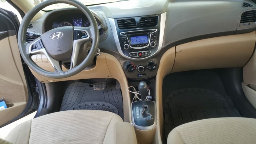 Venda HYUNDAI ACCENT