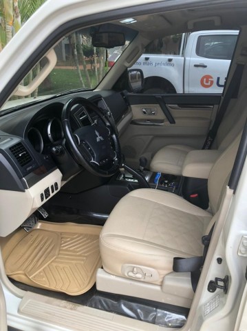 Venda Mitsubishi Pajero 2015 G svld