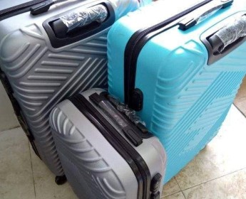 A venda Vendo Mala de viagem nova de alta qualidade
