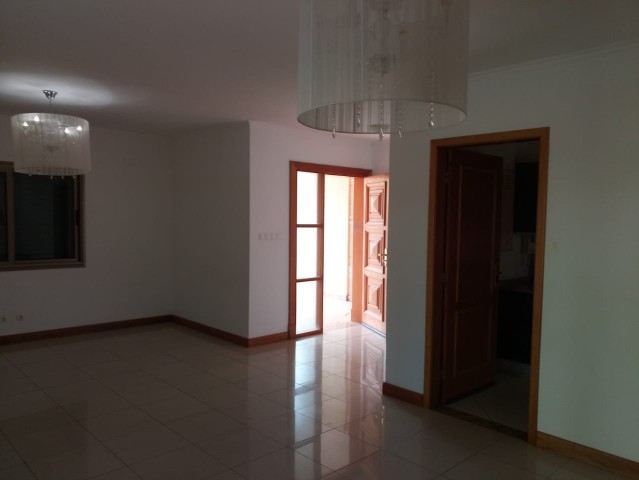 Venda MORADIA T3 CONDOMÍNIO LUAR DE TALATONA