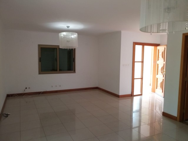 Venda MORADIA T3 CONDOMÍNIO LUAR DE TALATONA